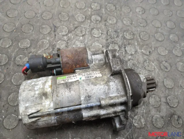 ������� Volkswagen Golf 6 2008-2012 21203250 02M911024P ����