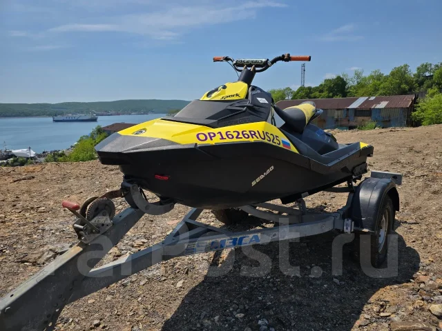 BRP Sea-Doo Spark. 2014 ��� ����