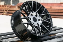 FBX. 8.5x18", 6x139.7, ET25, �� 106,1���. ����