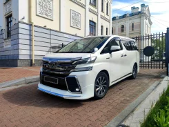 Toyota Alphard. � ��������� ����