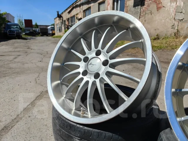 Breyton. 9.0/10.0x19", 5x120, ET20/19 ����