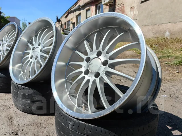 Breyton. 9.0/10.0x19", 5x120, ET20/19 ����