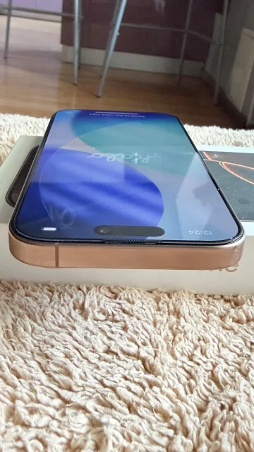 Apple iPhone 16 Pro. �/�, 512 ��, �������, 3G, 4G LTE, NFC ����