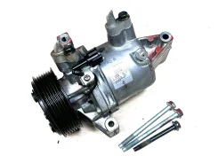 ���������� ������������ Nissan HR15DE HR16DE 926001KA1C ����
