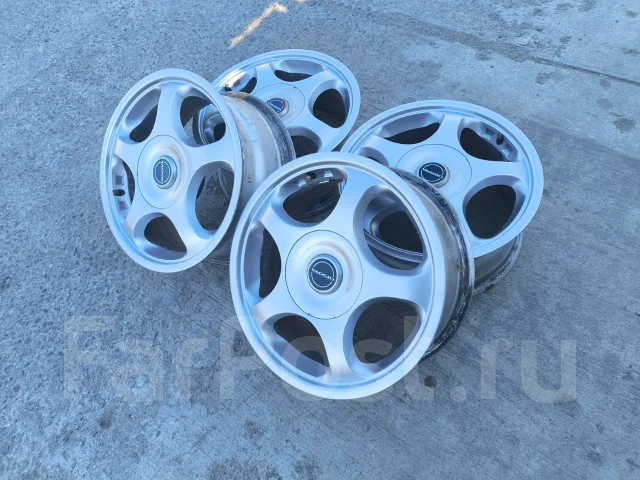 Bagliore. 6.5x15", 5x100, ET45, �� 66,1���. ����