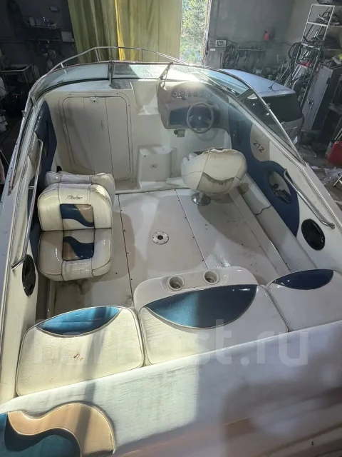 Rinker. 1998 ���, ����� 6,5��., ��������� ������������, 280��.�., ������ ����