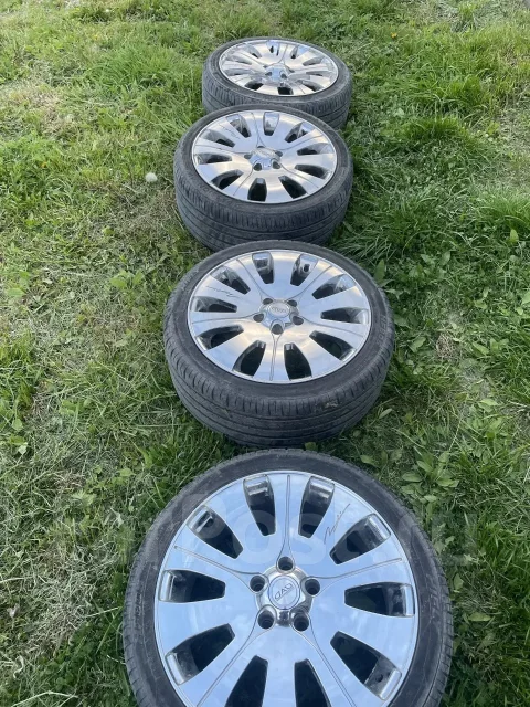 Garson Zuenglein. 8.0x18", 5x114.3, ET-35 ����