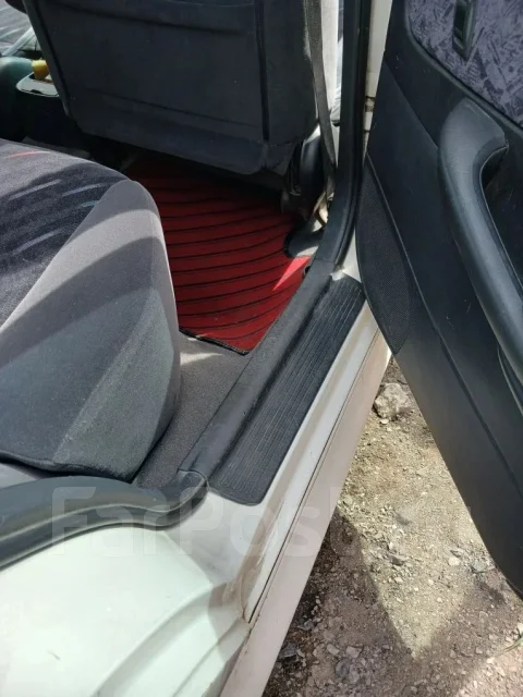Mazda Capella. UNIBERCAL ����