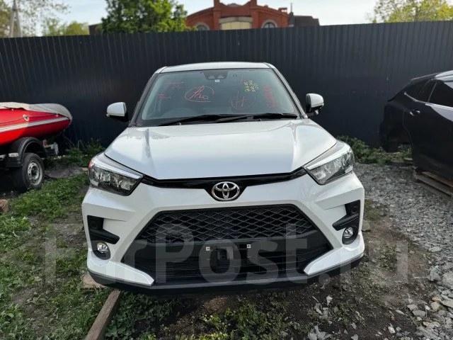 Toyota Raize. A200A ����