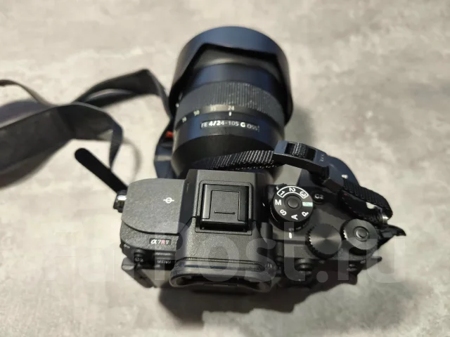 Sony Alpha ILCE-7RM5. 20 � ����� �� ����