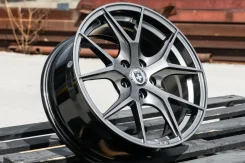 HRE P101. 7.0x16", 5x100, ET38, �� 73,1���. ����