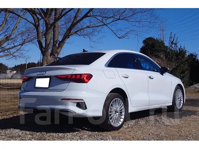 Audi A3. �������, ��������, 1.0 (110��.�.), ������, �/�. ��� ����� �� ������������ ����