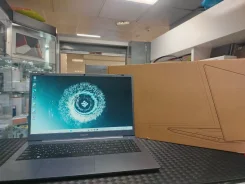 DEXP Atlas. 16", 4,4����, ��� 16 ��, ���� 512���, WiFi: 1, Bluetooth: 1, ����������� �� 4��. ����