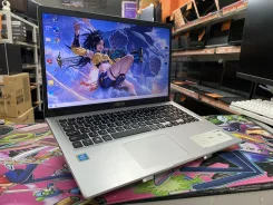 Asus. 15.4", ��� 8 ��, WiFi: 1, Bluetooth: 1 ����
