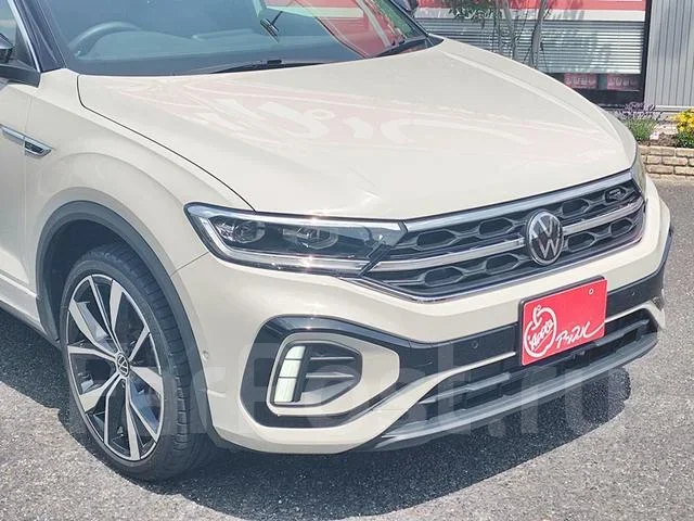 Volkswagen T-Roc. �������, ��������, 1.5 (150��.�.), ������, �/�. ��� ����� �� ������������ ����