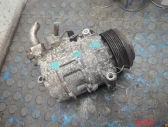 ���������� ������������ BMW 7 F01 2008-2015 21171556 64526987890 ����