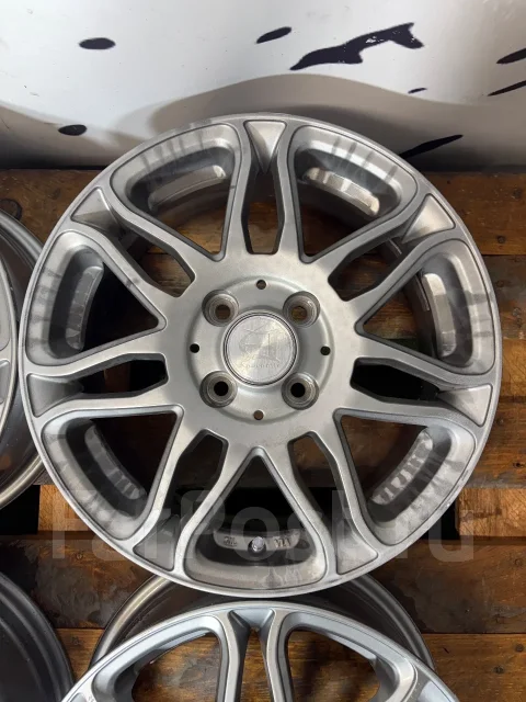 Aphrodite. 6.0x15", 4x100, ET50, �� 73,1���. ����