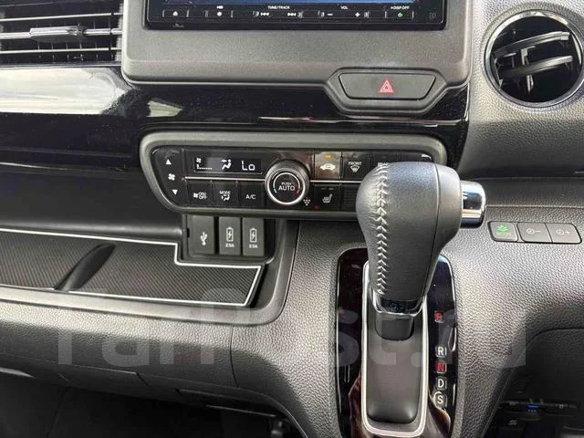 Honda N-BOX. ��������, ��������, 0.7 (64��.�.), ������, �/�. ��� ����� �� ������������ ����