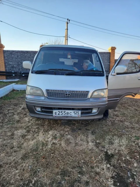 Toyota Hiace. �������, 4wd, 2.0 (129��.�.), ������, 400����. �� ����