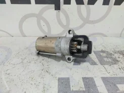 ������� Ford Focus 2 qqdb 5M5T11000EA ����