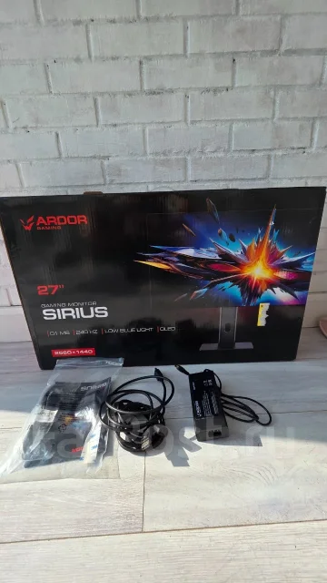 Ardor Gaming. 27", ���������� OLED ����