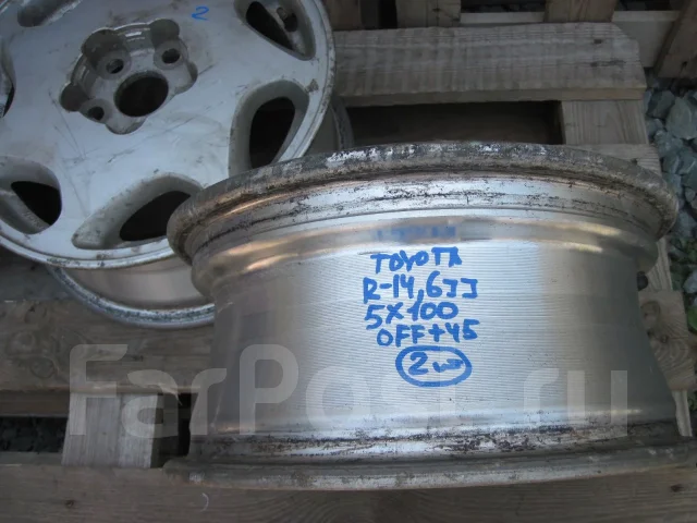 Toyota. 6.0x14", 5x100, ET45, �� 54���. ����