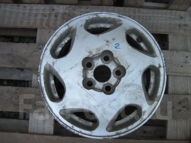 Toyota. 6.0x14", 5x100, ET45, �� 54���. ����