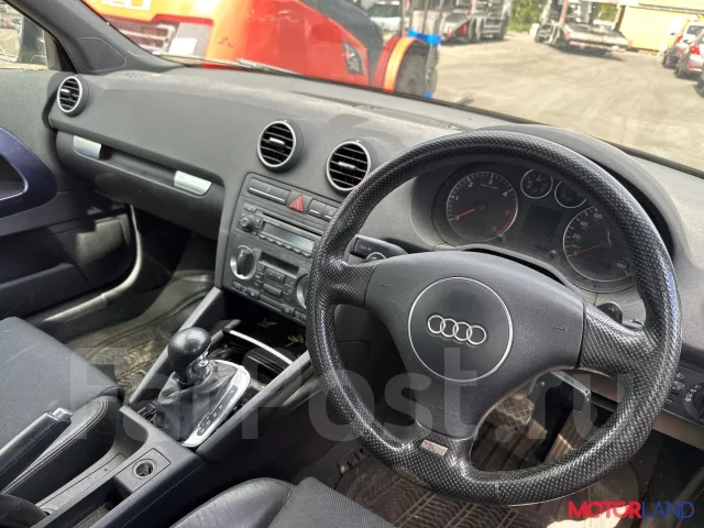��������� Audi A3 (8P) 2003-2013 11833617 06F903023FX ����