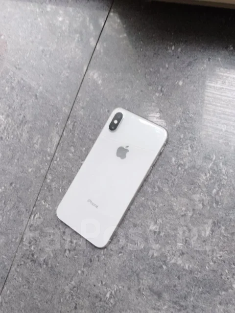 Apple iPhone X. �/�, 256 ��, �����, 4G LTE ����