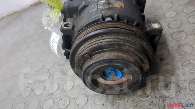 ���������� ������������ Audi A4 (B5) 1994-2000 21201487 4B0260805N ����