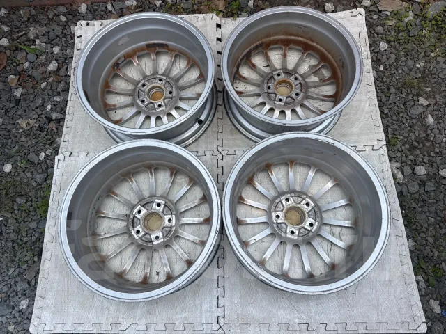 OZ Racing. 7.0x17", 5x114.3, ET52, �� 64,1���. ����