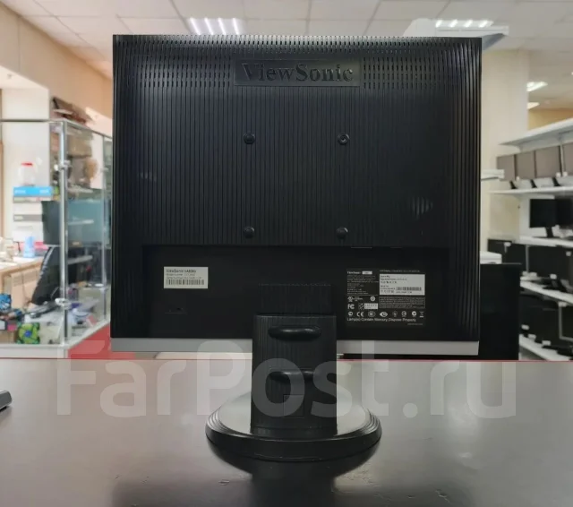 ViewSonic. 19", ���������� �� (LCD, LED, QLED) ����