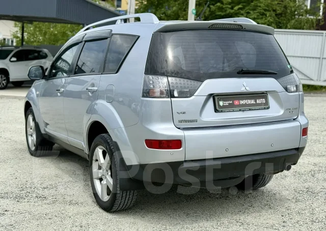 Mitsubishi Outlander. �������, 4wd, 3.0 (220��.�.), ������, 186 000����. �� ����