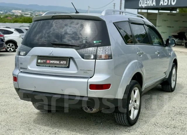 Mitsubishi Outlander. �������, 4wd, 3.0 (220��.�.), ������, 186 000����. �� ����