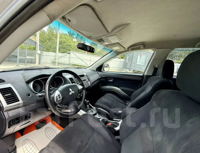 Mitsubishi Outlander. �������, 4wd, 3.0 (220��.�.), ������, 186 000����. �� ����