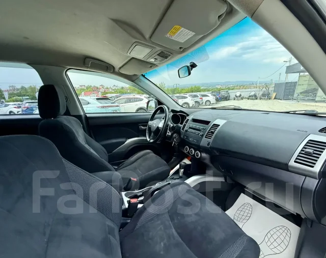 Mitsubishi Outlander. �������, 4wd, 3.0 (220��.�.), ������, 186 000����. �� ����