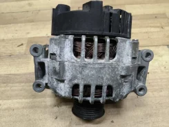 ��������� AUDI A4 06B903016AF B6 B7 06B903016AF ����