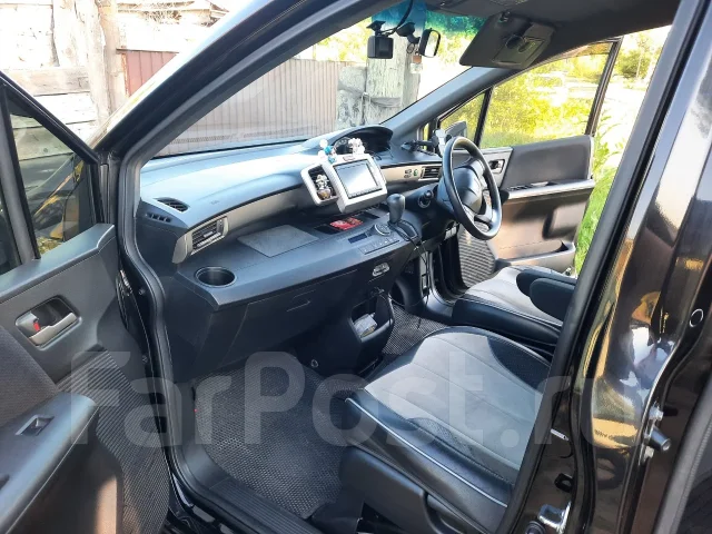 Honda Freed Spike. ��������, ��������, 1.5 (118��.�.), ������, 191 000����. �� ����