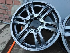 Hot Stuff Mad Cross. 7.5x17", 6x139.7, ET28, �� 110���. ����