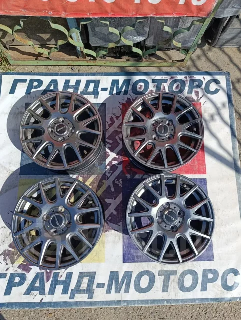Dunlop Mistiere. 5.5x14", 4x100, ET45, �� 66,1���. ����