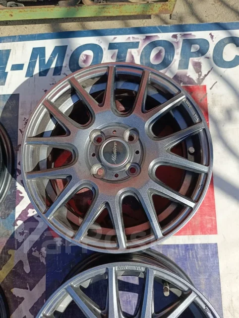 Dunlop Mistiere. 5.5x14", 4x100, ET45, �� 66,1���. ����