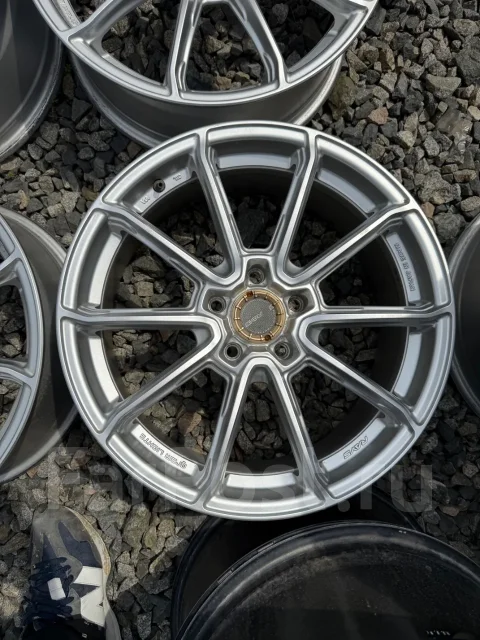 RAYS Gram Lights 57Getter. 7.5x18", 5x114.3, ET40 ����