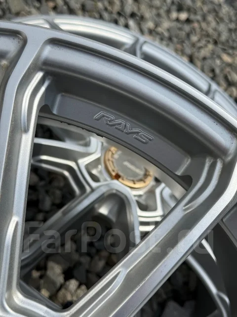 RAYS Gram Lights 57Getter. 7.5x18", 5x114.3, ET40 ����