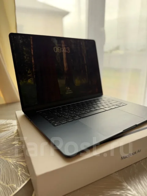 Apple MacBook Air 15 2023 MQKW3. 15.3", ��� 256 �� � ������, ���� 256���, WiFi: 1, Bluetooth: 1, ����������� �� 24��. ����