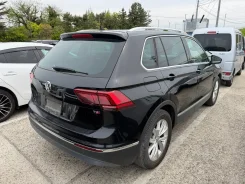 Volkswagen Tiguan ����