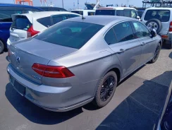 Volkswagen Passat ����
