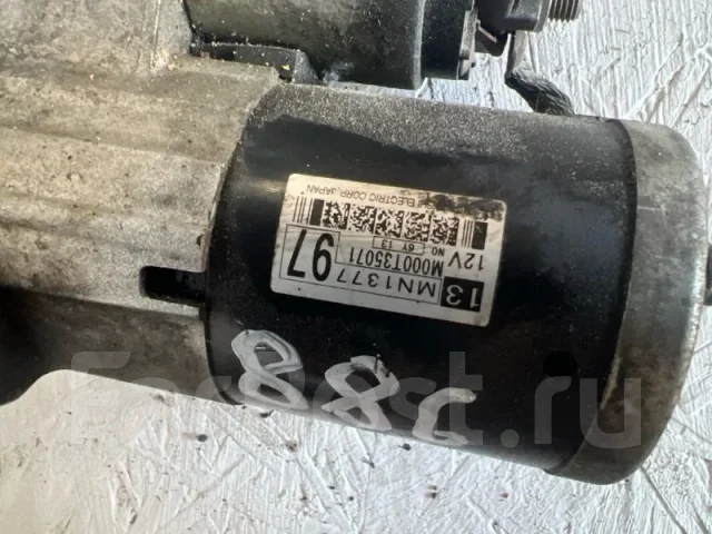 ������� Mitsubishi 46143 MN1377 ����