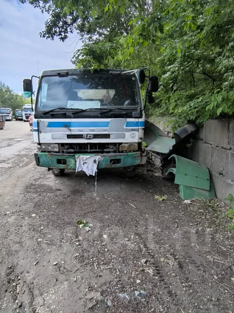 Nissan ����