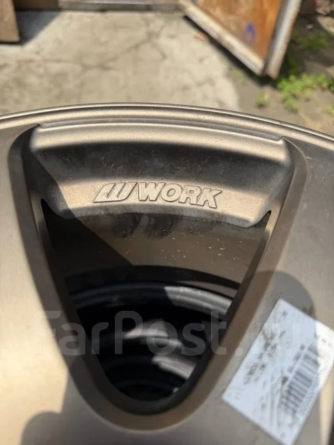 Work Emotion XT7. 7.0x17", 5x100, ET47 ����