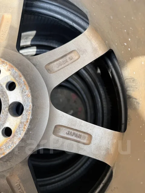 Work Emotion XT7. 7.0x17", 5x100, ET47 ����